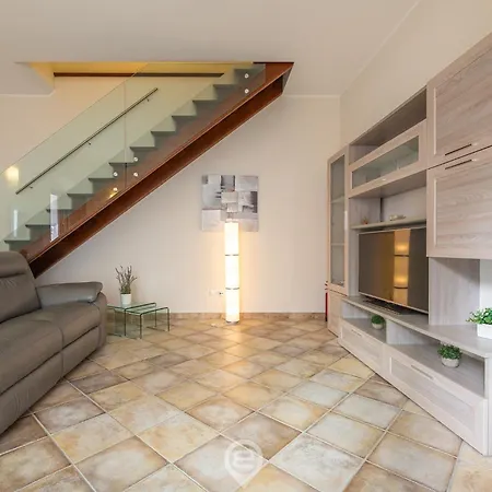 Sunlit 47 卡拉赛达