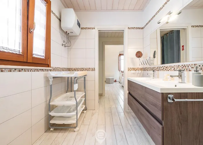 Sunlit 47 Apartman Calasetta